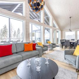 Villa Lempi Incl Jacuzzi, Sauna, WiFi ,Central location, hotelli kohteessa Himos