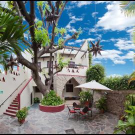 Hotel Casa Blanca: Ajijic şehrinde bir otel
