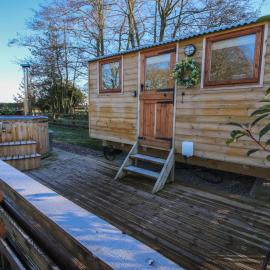 The Oak Hut