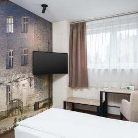 Iness Hotel, hotel em Lódź