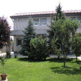 Ubytovanie House, hotel en Galanta