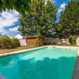 Gîte accueillant avec piscine chauffée à partager, près d'Angers, idéal pour vacances en nature - FR-1-622-44