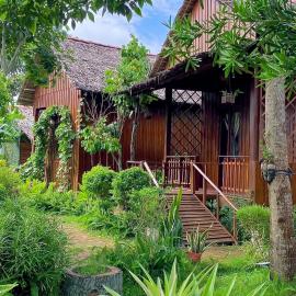 Muong Dinh Lodge、Ấp Nhơn Bìnhのホテル