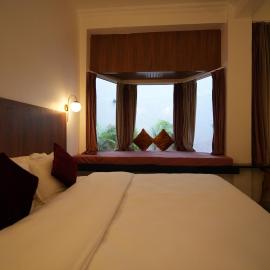 BHOPAL LAKE STAYS, hotel in Bhopal
