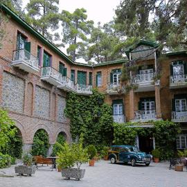 New Helvetia Historic Hotel, hotel u gradu 'Platres'