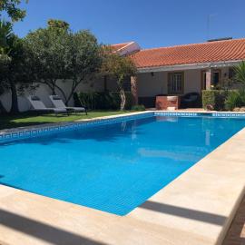 Casa d'Aldeia, hotel i Casa Branca