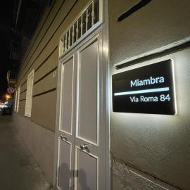 Miambra, hotel din Grumo Nevano