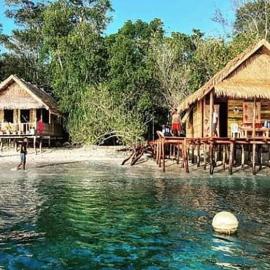 Marwes Homestay, hotel in Pulau Birie