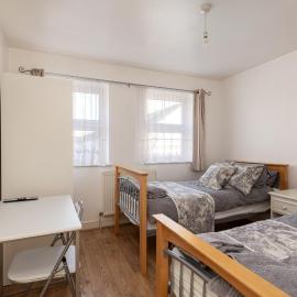 Cosy Retreat - SmartTV and Wi-Fi, hotel in Gillingham