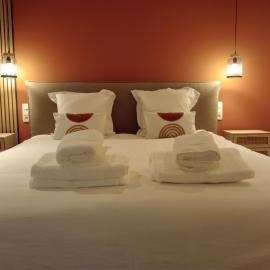 Viesnīca Dionbulles & Dionlodge Guesthouse, Private Wellness with pool in option pilsētā Chaumont-Gistoux