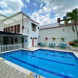 Hotel San Julian, hótel í Buga