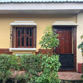 Apartamento El Madroño, hotell i León