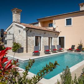 VILLA ISTRA, hotel din Kaštelir
