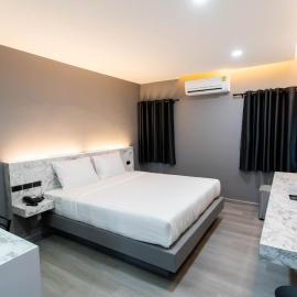 S3 Hotel (Rayong), hotel in Ban Hua Fat