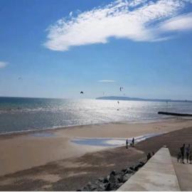 Nollaig Beachside Bliss - Pass the Keys, hotel in Rye