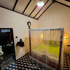 Peacock's Paradise Safari Hostel