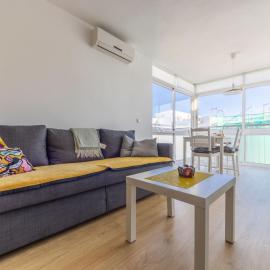 Apartment Zafiro by Interhome, hotel u gradu Cubelles