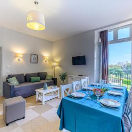 Apartment Château De Kergonano-12 by Interhome, hotel v destinácii Baden
