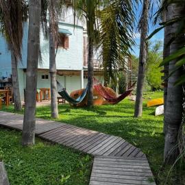 Hidden Island Hostel: Tigre'de bir otel