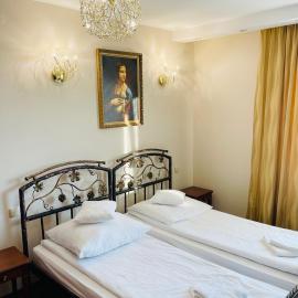 Pokoje noclegowe KASZTEL - Łowisko, hotel Łowisko városában