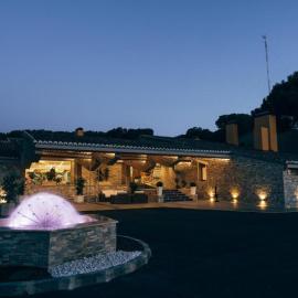 Hotel Restaurante El Montico, hotel u gradu Tordesiljas