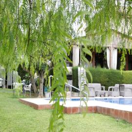 Hostal Al-Andalus, hotel u gradu 'La Guijarrosa'