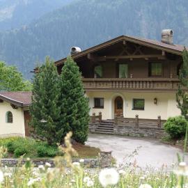 Ferienhaus Kröll، فندق في فينكنبرغ