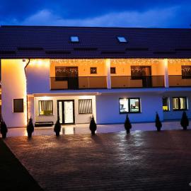 La Codrii Cajvanei, hotel a Cajvana