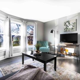 Elegant 1BR 1 Bath apartment minutes the falls