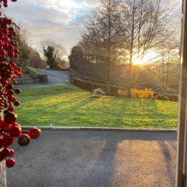 Rostrevor Valley 6-Br Sleeps 20 w Hot Tub & View
