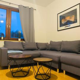 Ganzes Haus, 80qm, Parkplatz, 6 Personen, 3 Schlafzimmer, Wlan, hotell i Neuenkirchen