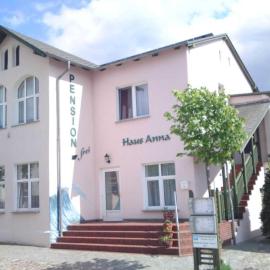 KOS-Haus "Anna"، فندق في أوستسيباد كوسيروف