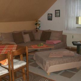 KOS-Ferienwohnung Tiefert, Maria-Seidel-Straße, hotel in Koserow