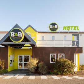 B&B HOTEL Maurepas 3 étoiles, ξενοδοχείο σε Maurepas