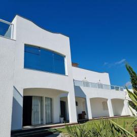 Mansão Casa Blanca em São Roque c/ 5 vagas garagem