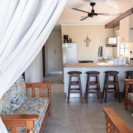 Country Side Cottage @ Low's Creek, hotell i Louwʼs Creek