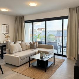 Phaedrus Living: White Hills Suites City View, hotell i Aglantzia