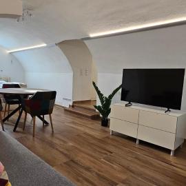 The Modern Cave Lodge - ComfyHome Apartments Stuttgart, hotel em Estugarda