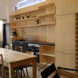 Lons appartement T1 centre ville, hotel in Lons-le-Saunier
