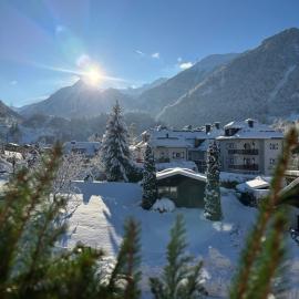 Pension Monika, Bed & Breakfast, Kitzsteinhorn views