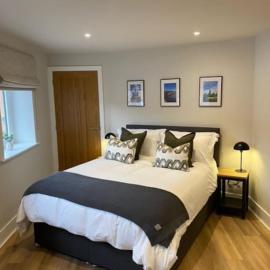 New modern studio apartment near to City Centre