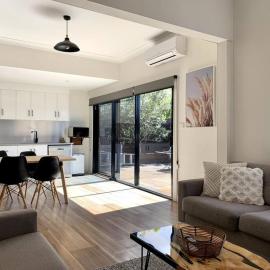 Renovated Character Home, hotel v destinaci Invermay