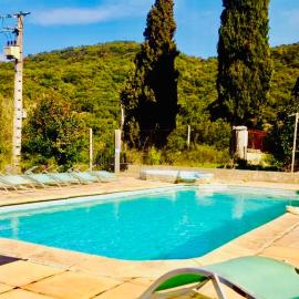 Domaine de Gourgounet gîte à la ferme, Gite de groupe 25 couchages avec piscine privative