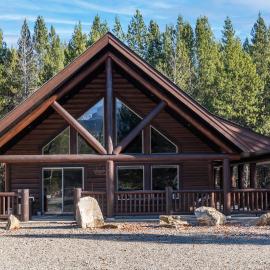 Raven Cabin, hotelli kohteessa Valemount