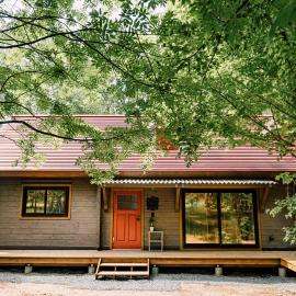 美瑛森林木屋 - 小紅帽, Hotel in Biei