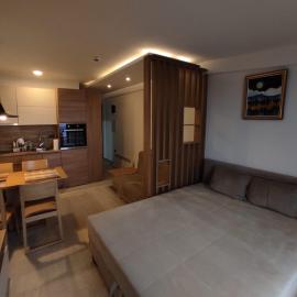 Milmari N80, Kopaonik, hotel u gradu Raška