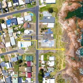 Bel Air, 8A Ocean Ave - pet friendly, water views and air con, hotel di Anna Bay