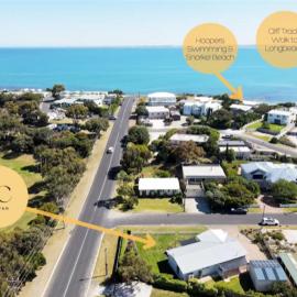 Town Central on Ryan 100m to beach and Main Street