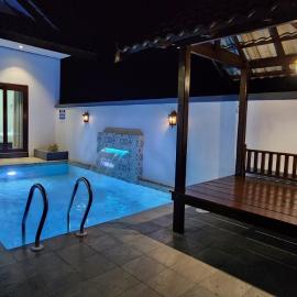 Najazi Villa, hotel sa Setiu