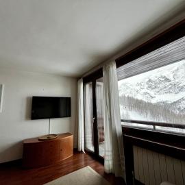 Cervinia Ski In Ski Out - Spacious Apartment